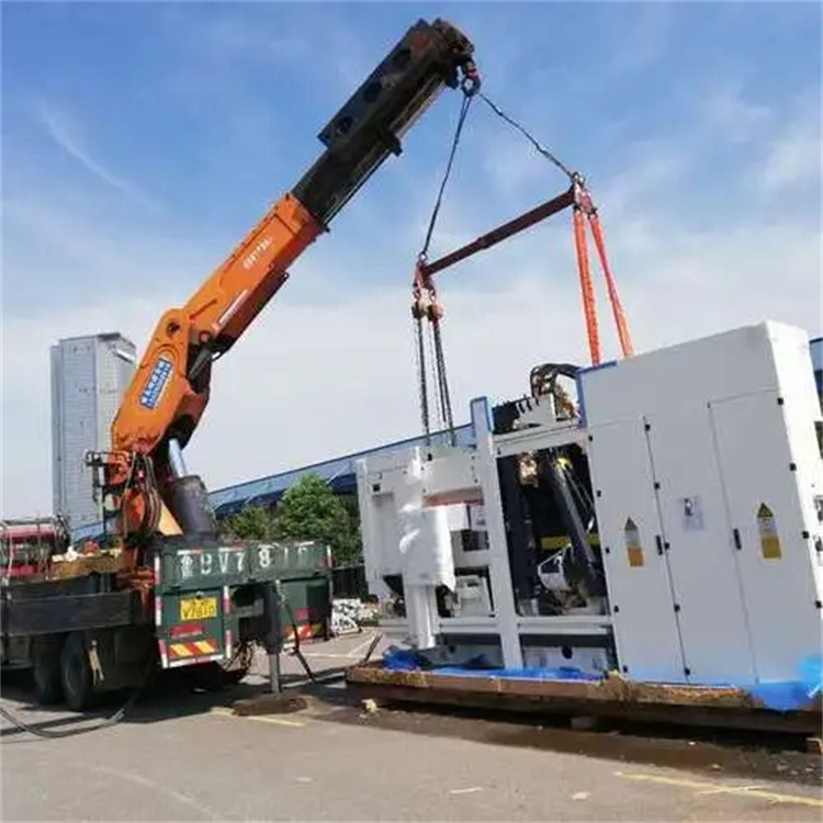 铺前镇附近小吊车联系方式|8-16吨|本地及时服务